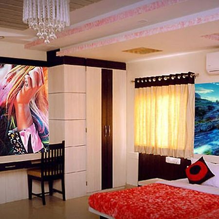 Hotel Samridhi Udaipur Eksteriør bilde
